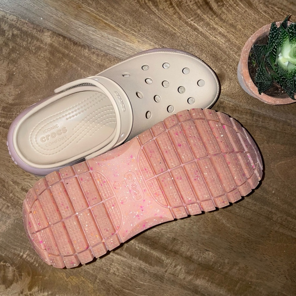Crocs Mega Crush Clog 'Chai Multi' - Picture 6 of 11